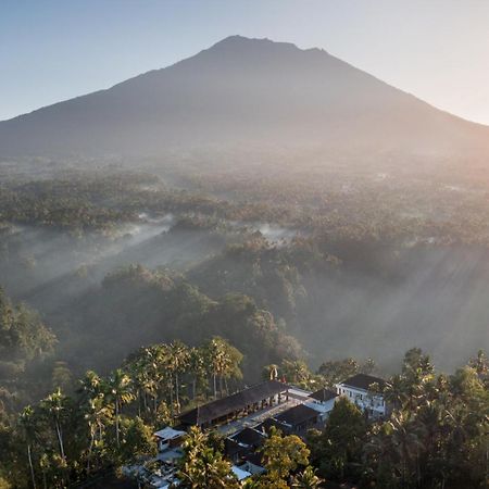 ホテル Tapa Agung View Menanga エクステリア 写真