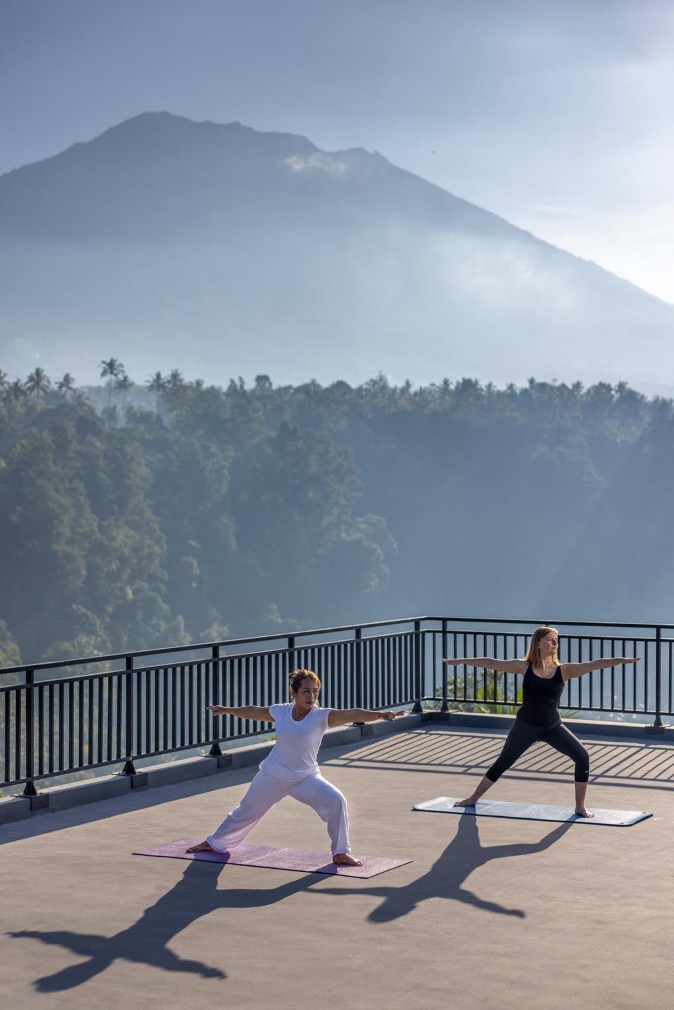 ホテル Tapa Agung View Menanga エクステリア 写真