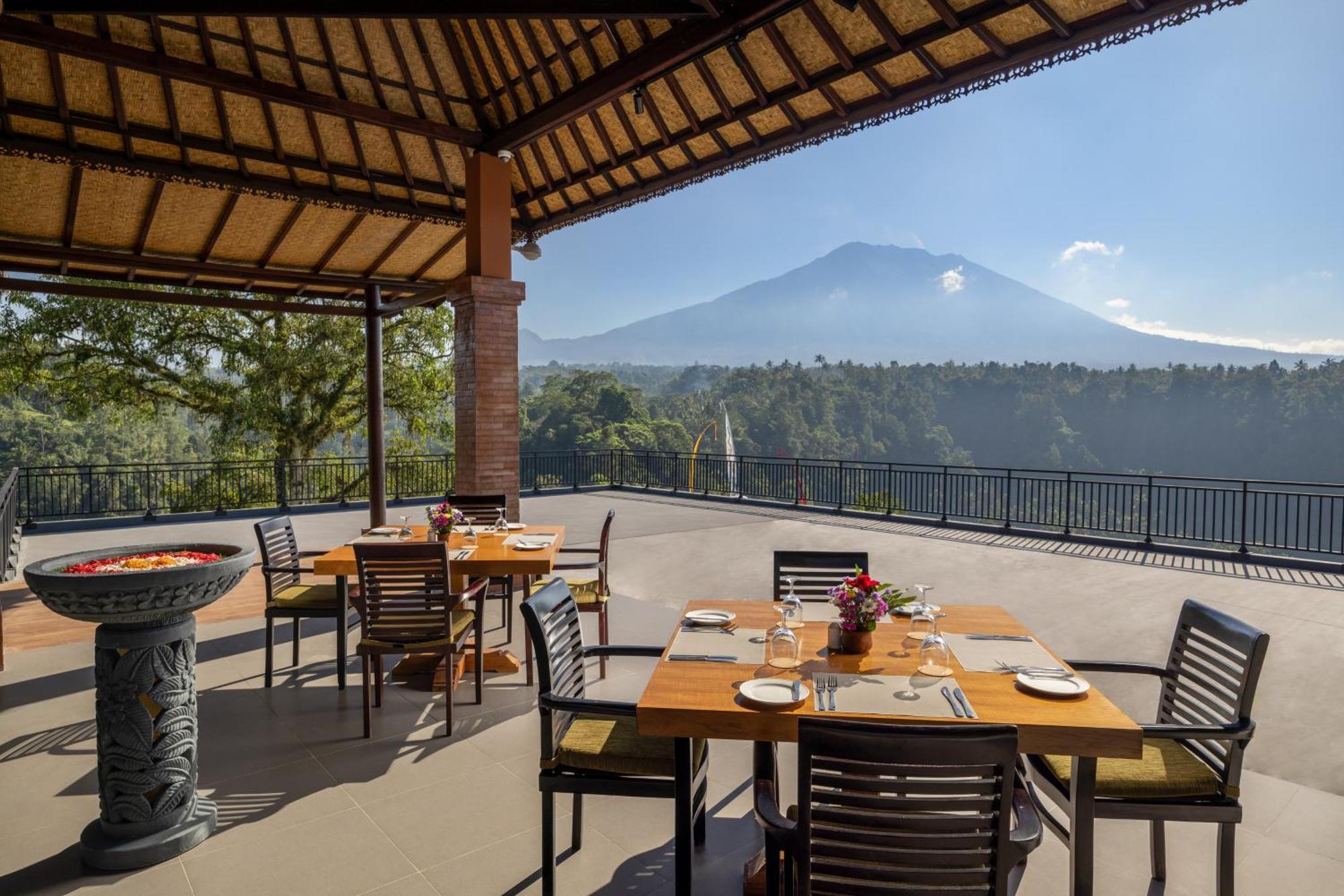 ホテル Tapa Agung View Menanga エクステリア 写真