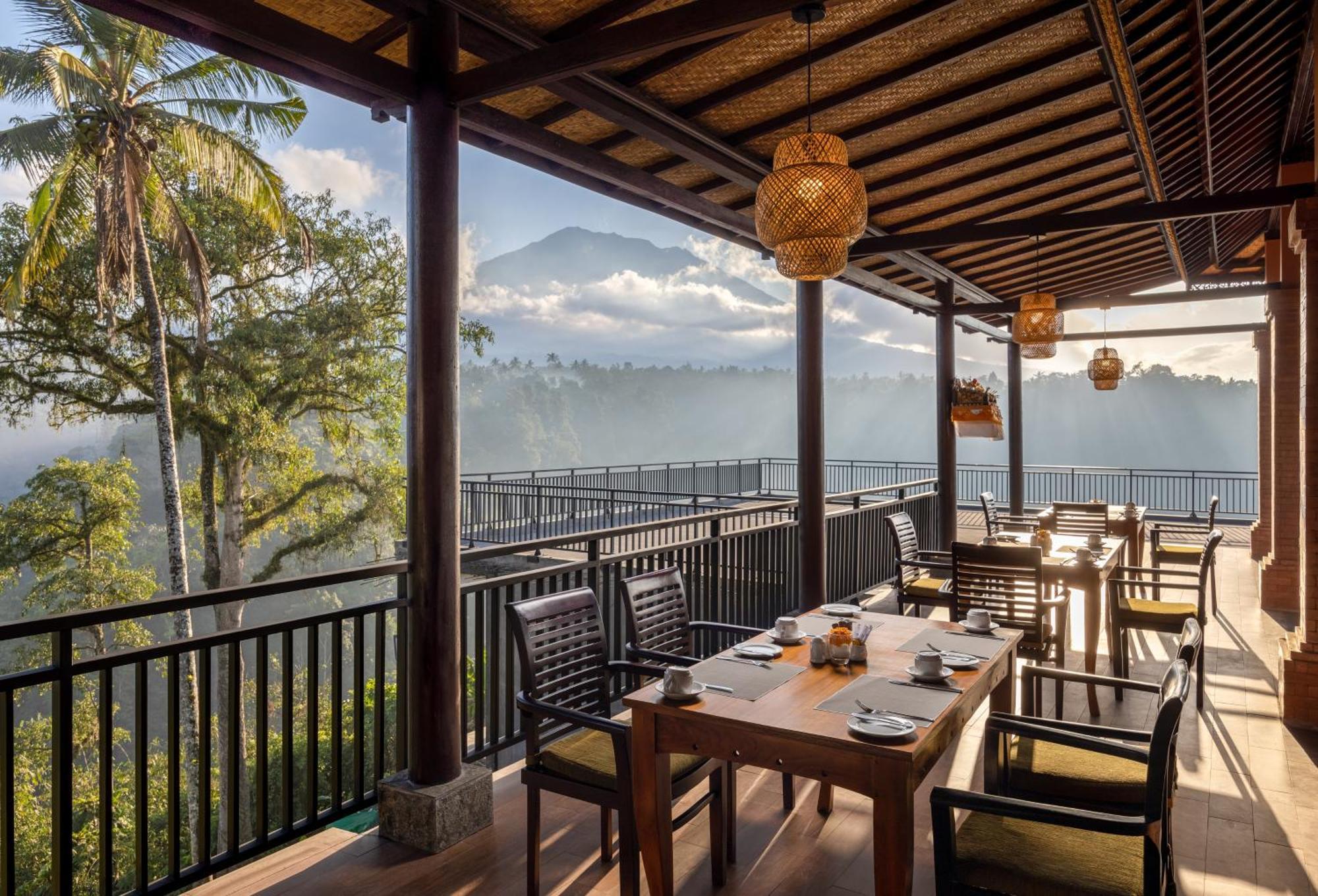 ホテル Tapa Agung View Menanga エクステリア 写真