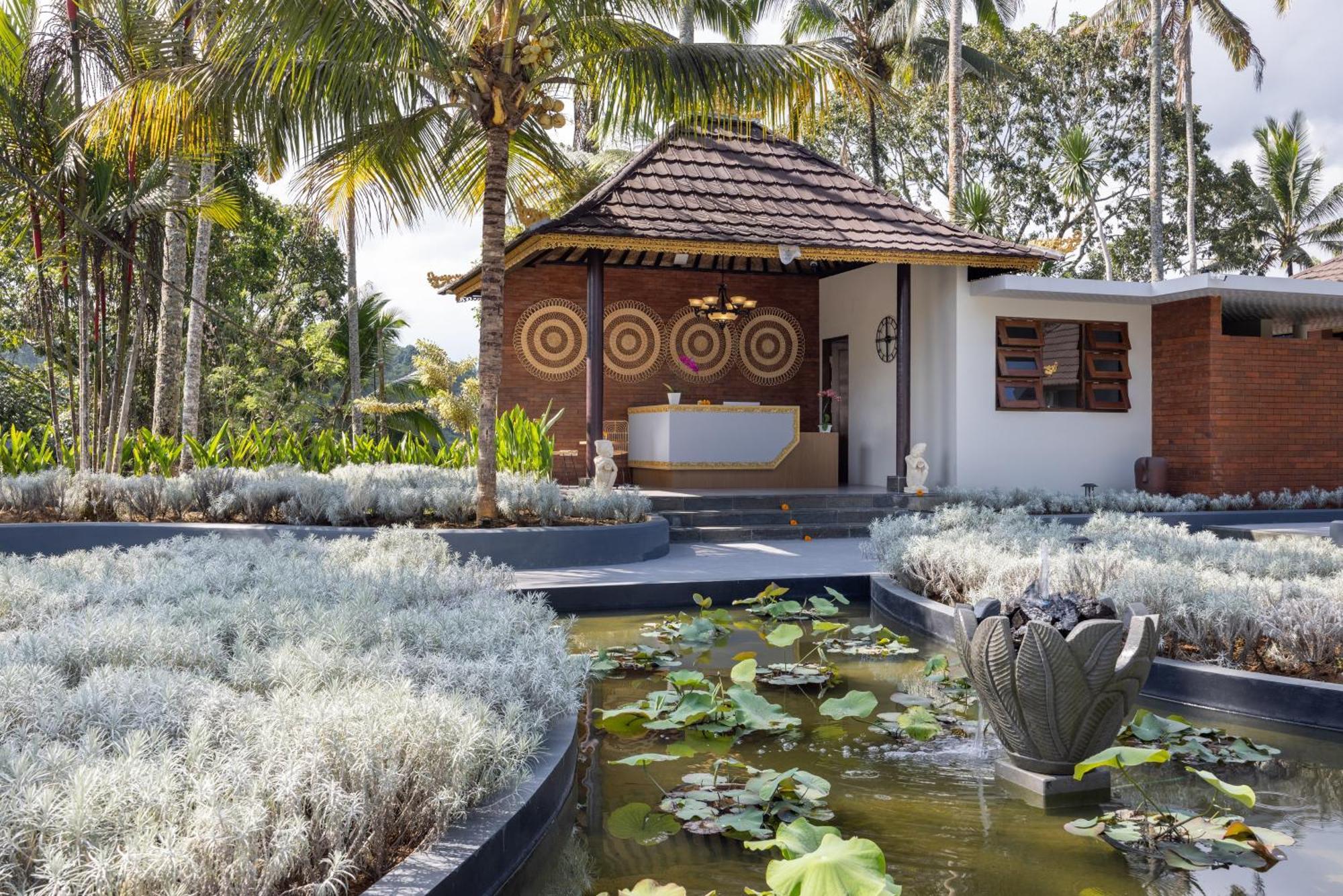 ホテル Tapa Agung View Menanga エクステリア 写真
